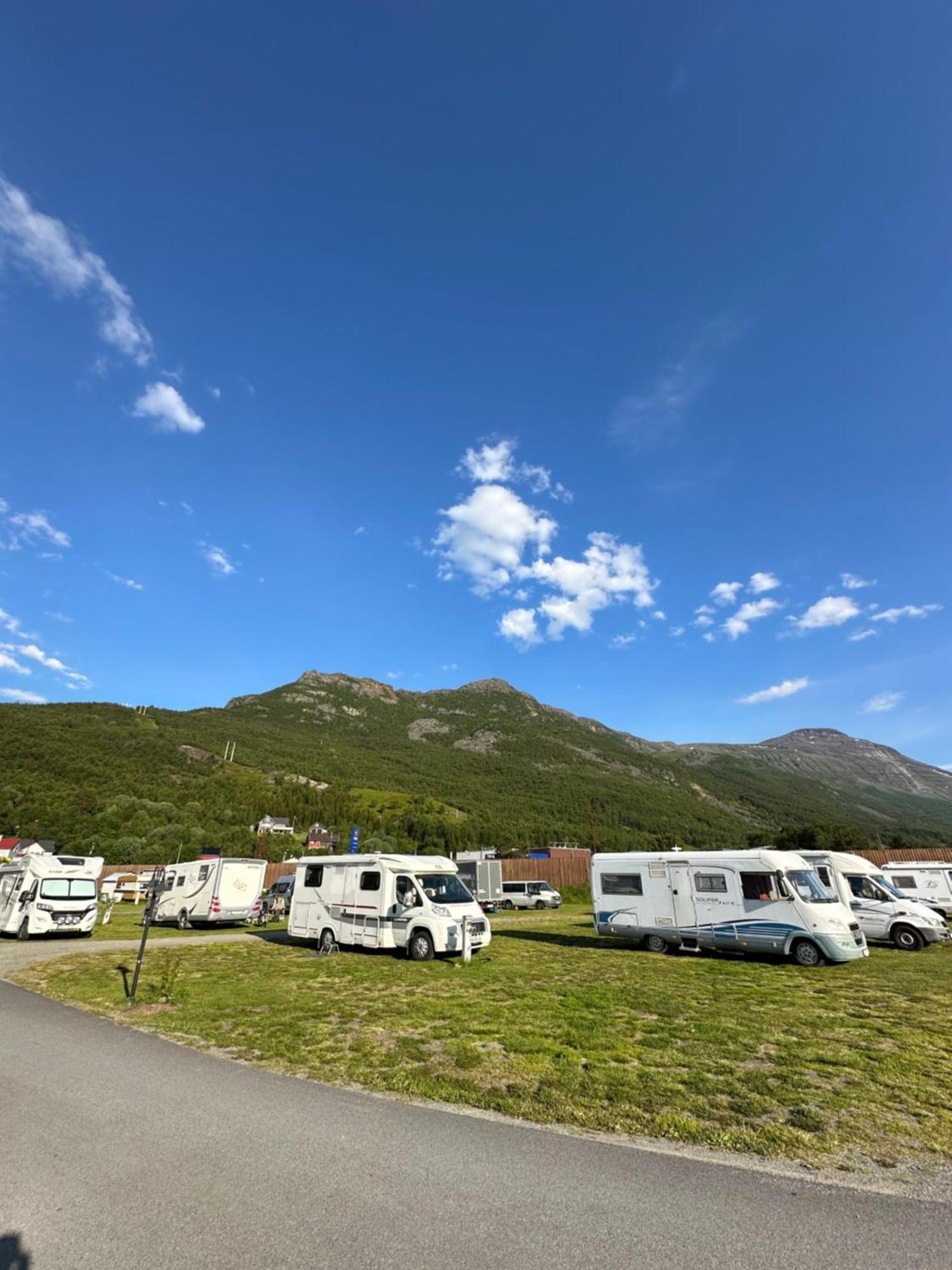 Lokvollstranda Camping As Samuelsberg Eksteriør billede